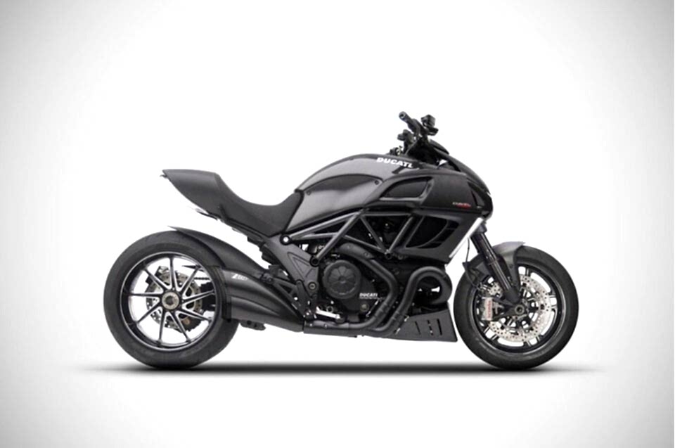 DUCATI DIAVEL 1200 EGZOZ | SLIP-ON (11-18)