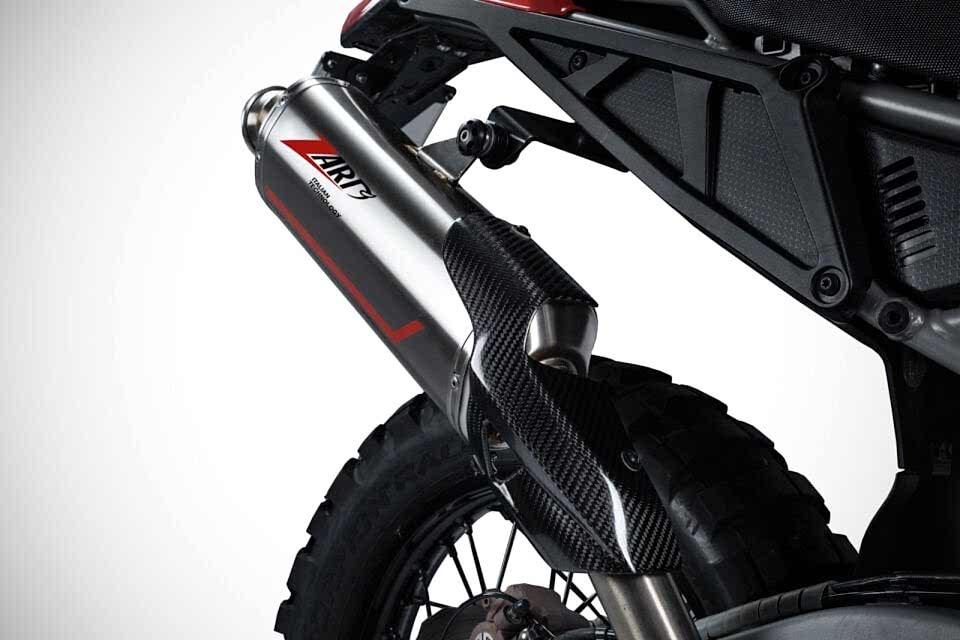 APRILLIA TUAREG 660 EGZOZ | ''SABBIA'' SLIP-ON (2025)